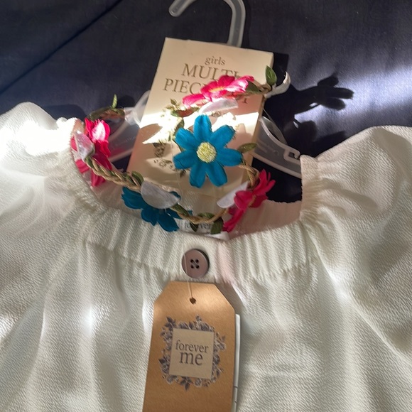 Girls Multi Piece Set - Picture 2 of 3